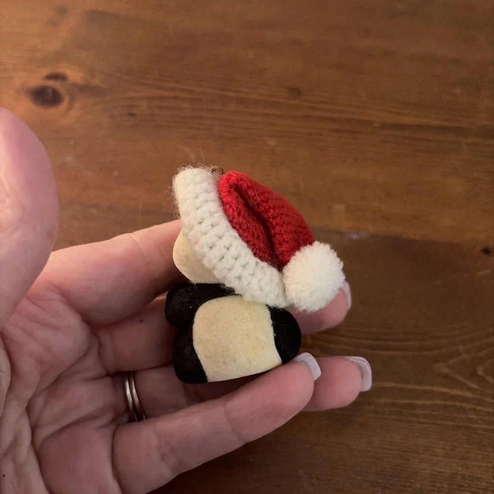 Vintage‎ 1986 Hallmark Keepsake Christmas Ornament Santa's Panda Pal Hat